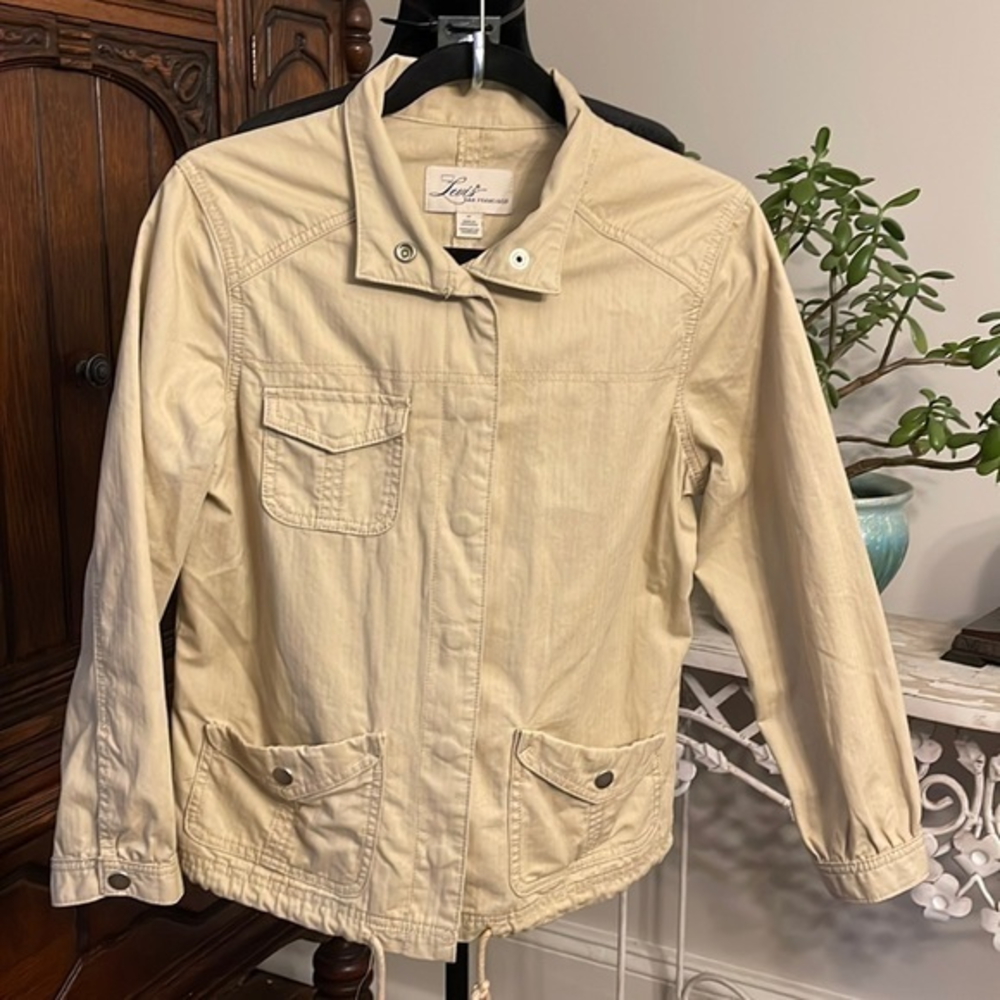 Levi's women's cotton full snap casual Jacket - size Medium‎ - Khaki